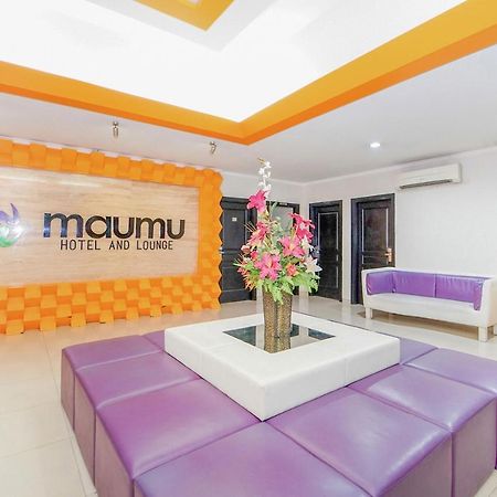 Maumu Hotel & Lounge Surabaya Exterior photo